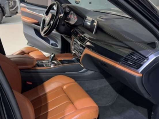 BMW-X5-4.4 V8 TURBO GASOLINA M AUTOMATICO BMW-X5-2017