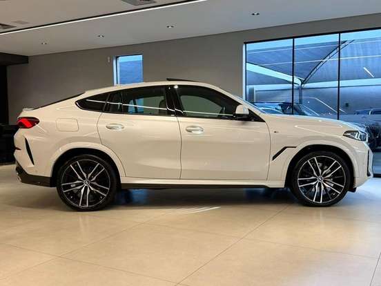 BMW-X6-3.0 TWINPOWER GASOLINA XDRIVE40I M SPORT AUTOMÁTICO BMW-X6-2025