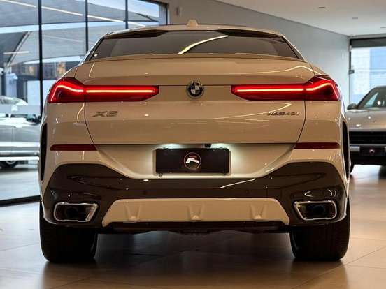 BMW-X6-3.0 TWINPOWER GASOLINA XDRIVE40I M SPORT AUTOMÁTICO BMW-X6-2025