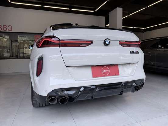 BMW-X6-2022