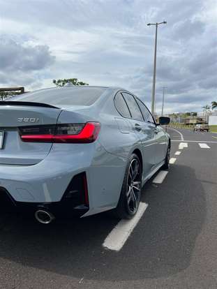 BMW-320i-2024