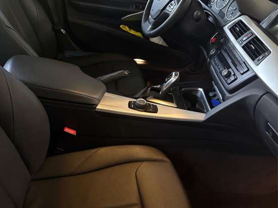 BMW-320i-2.0 16V TURBO GASOLINA 4P AUTOMÁTICO BMW-320i-2013