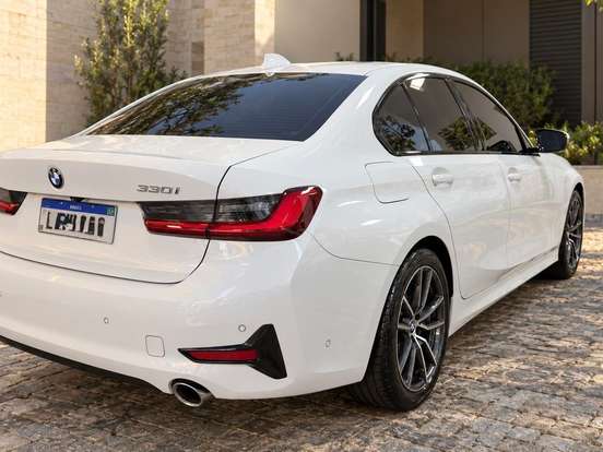 BMW-330i-2.0 16V TURBO GASOLINA SPORT AUTOMÁTICO BMW-330i-2019