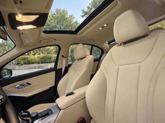 BMW-330i-2.0 16V TURBO GASOLINA SPORT AUTOMÁTICO BMW-330i-2019