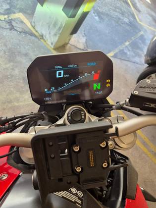 BMW F 900 R SPORT PLUS 
