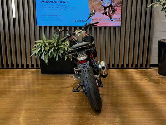 BMW-G 310 R-2026