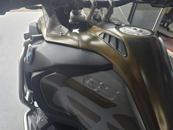 BMW-R 1250 GS ADVENTURE PREMIUM + EXCLUSIVE BMW-R 1250 GS ADVENTURE PREMIUM + EXCLUSIVE-2020