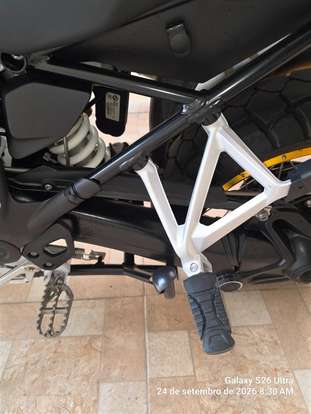 BMW-R 1250 GS ADVENTURE PREMIUM RALLYE-2023