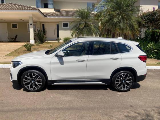 BMW X1 2.0 16V TURBO ACTIVEFLEX SDRIVE20I X-LINE 4P AUTOMÁTICO