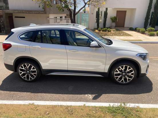 BMW-X1-2.0 16V TURBO ACTIVEFLEX SDRIVE20I X-LINE 4P AUTOMÁTICO BMW-X1-2022