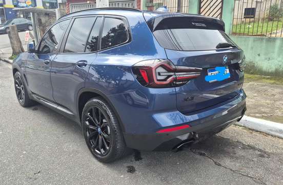 BMW-X3-2021
