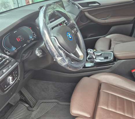 BMW-X3-2021