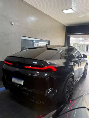 BMW-X6-2023