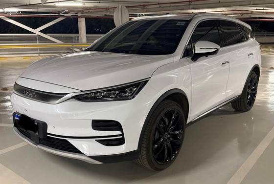 BYD TAN ELÉTRICO AWD
