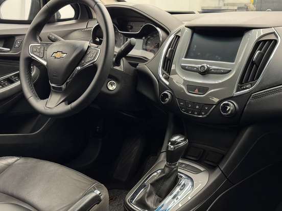 CHEVROLET-CRUZE-2017