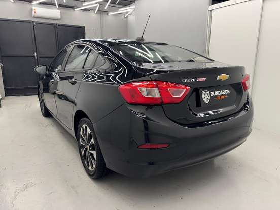 CHEVROLET-CRUZE-2017