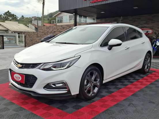 CHEVROLET-CRUZE-2019