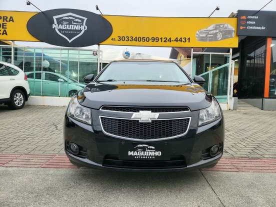 CHEVROLET-CRUZE-2013