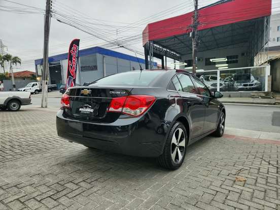 CHEVROLET-CRUZE-2013