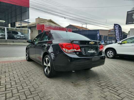 CHEVROLET-CRUZE-2013