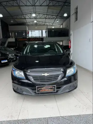 CHEVROLET-ONIX-2015