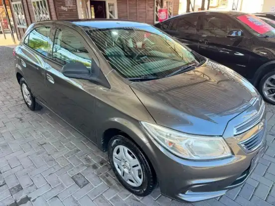 CHEVROLET-ONIX-1.0 MPFI LT 8V FLEX 4P MANUAL CHEVROLET-ONIX-2014