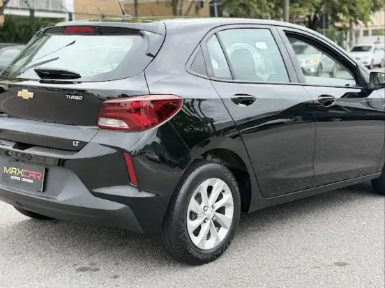 CHEVROLET-ONIX-2021