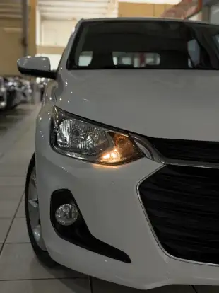 CHEVROLET-ONIX-2022