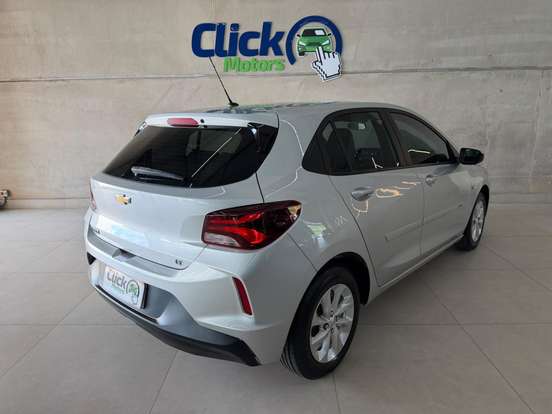 CHEVROLET-ONIX-2022