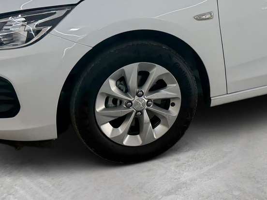 CHEVROLET-ONIX-2022