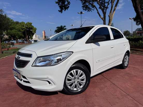 CHEVROLET-ONIX-2014