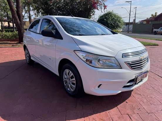 CHEVROLET-ONIX-2014