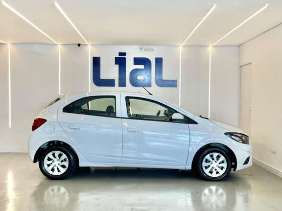 CHEVROLET-ONIX-2018