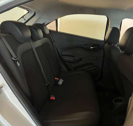 CHEVROLET-ONIX-2018
