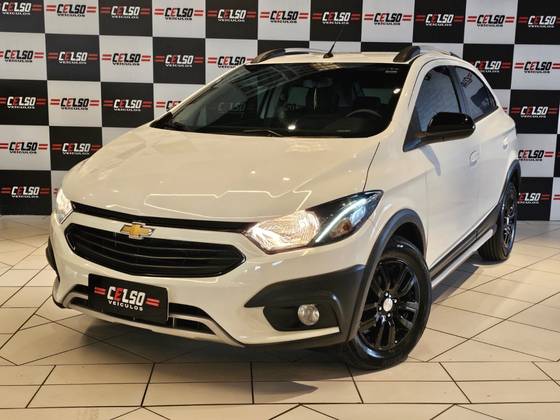CHEVROLET ONIX 1.4 MPFI ACTIV 8V FLEX 4P AUTOMÁTICO