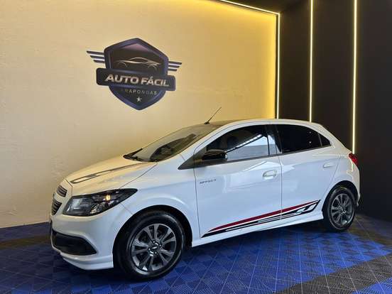 CHEVROLET-ONIX-2015
