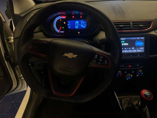 CHEVROLET-ONIX-1.4 MPFI EFFECT 8V FLEX 4P MANUAL CHEVROLET-ONIX-2015
