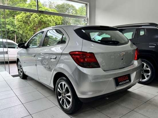 CHEVROLET-ONIX-1.4 MPFI LTZ 8V FLEX 4P MANUAL CHEVROLET-ONIX-2013