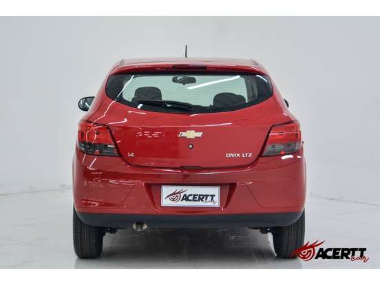 CHEVROLET-ONIX-2016