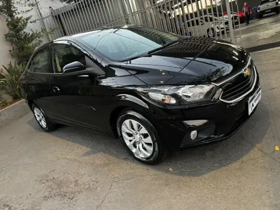 CHEVROLET-PRISMA-2017