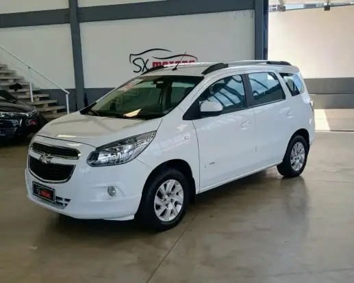 CHEVROLET-SPIN-2013