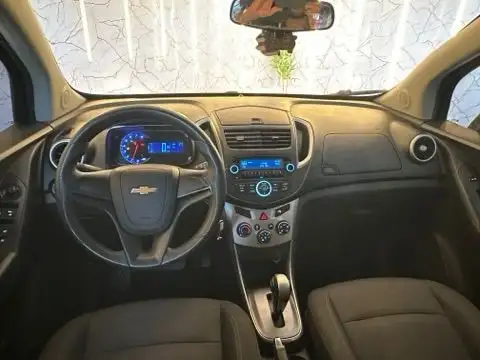CHEVROLET-TRACKER-2016