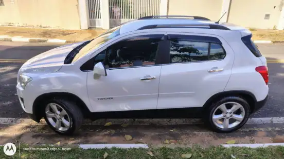 CHEVROLET-TRACKER-2015
