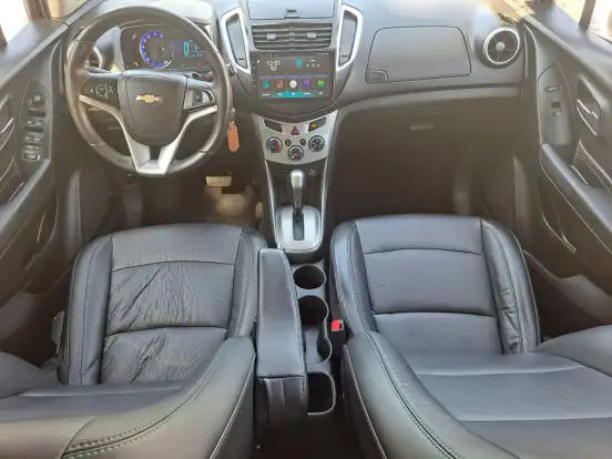 CHEVROLET-TRACKER-2015