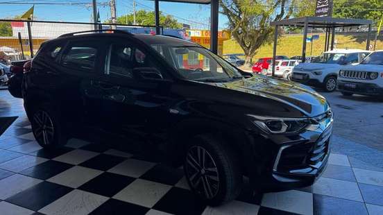 CHEVROLET-TRACKER-2023