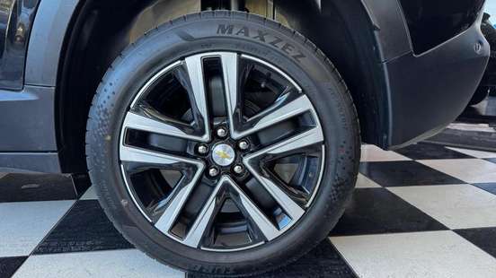 CHEVROLET-TRACKER-2023