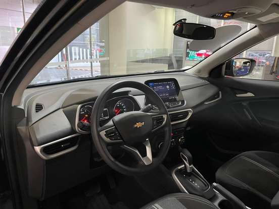 CHEVROLET-TRACKER-2024