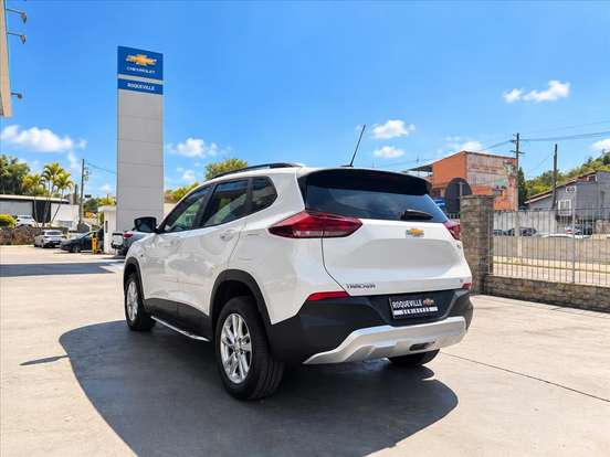 CHEVROLET-TRACKER-2022