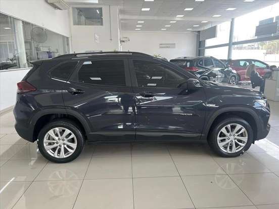 CHEVROLET-TRACKER-2023