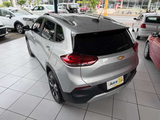 CHEVROLET-TRACKER-2020
